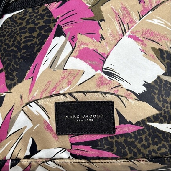 Marc Jacobs Tote Bag Womens Large Multicolor Pink Animal‎ Print Travel Purse - Picture 2 of 10